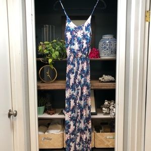 Lush XS Floral Maxi Dress